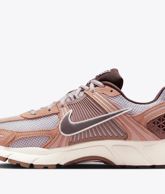 Zoom Vomero 5