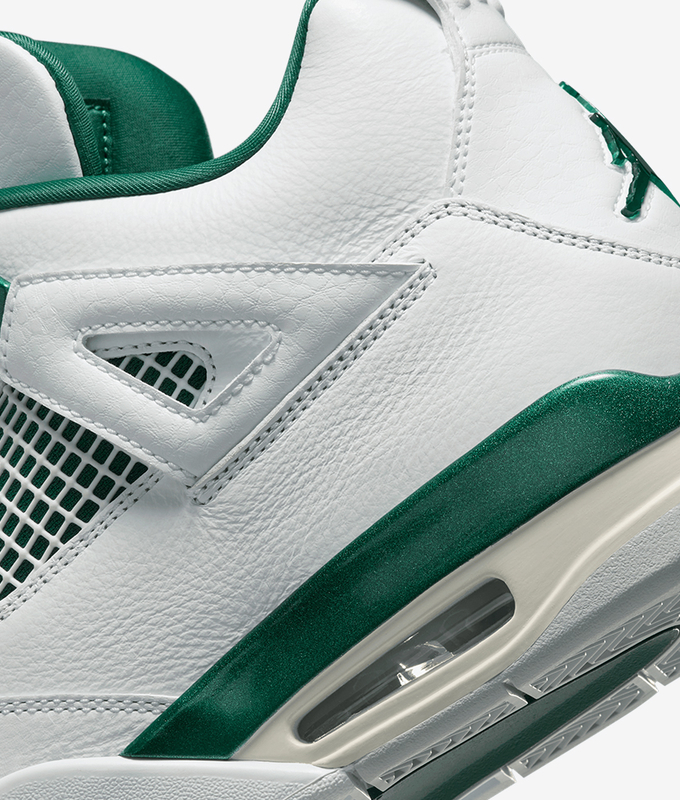 Air Jordan 4 Retro