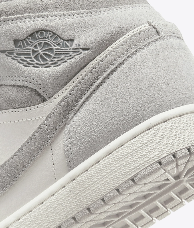 Air Jordan 1 Mid Se