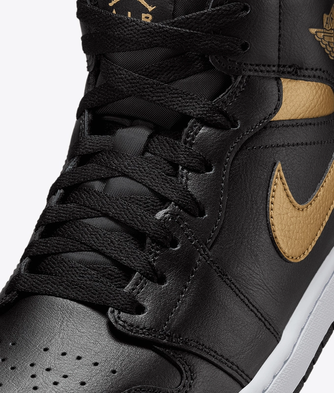 Air Jordan 1 Mid