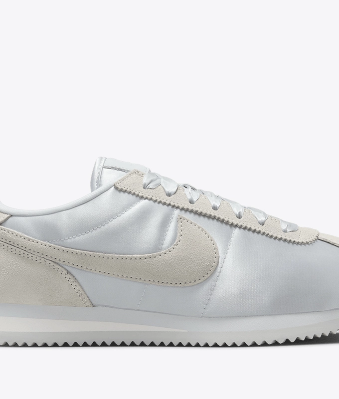 W Cortez