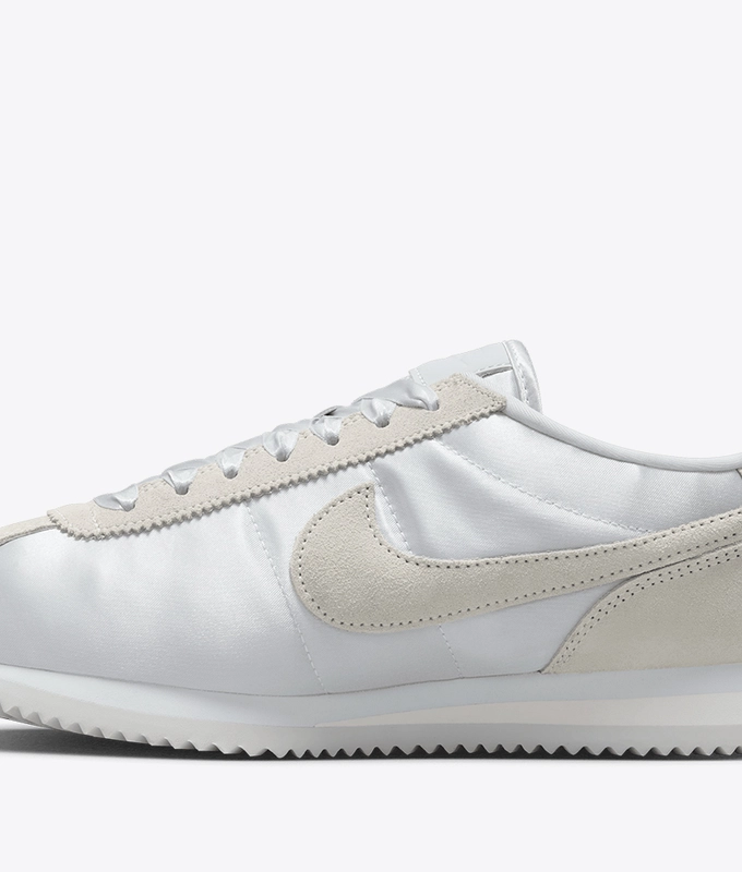 W Cortez