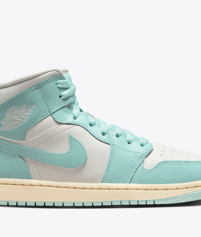 Air Jordan 1 Mid