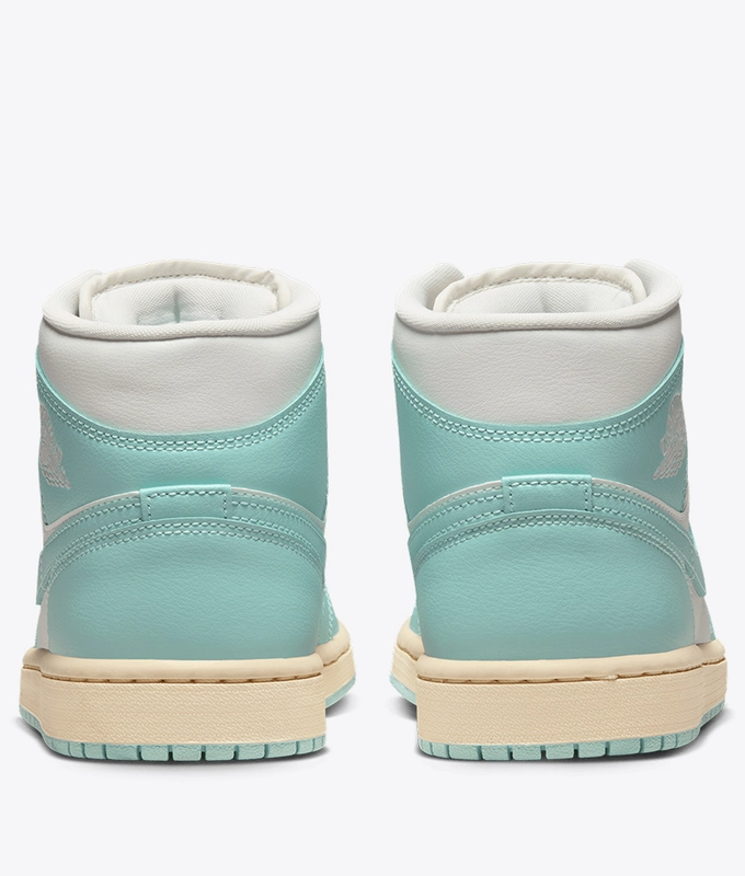 Air Jordan 1 Mid