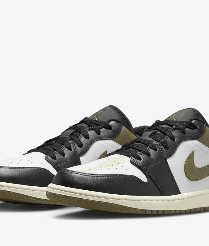 Air Jordan 1 Low