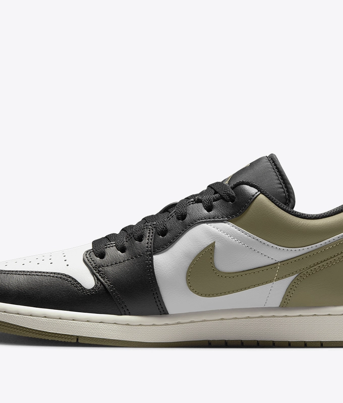 Air Jordan 1 Low