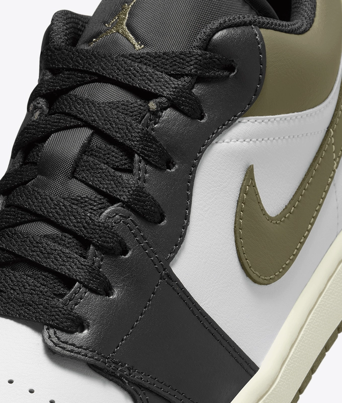 Air Jordan 1 Low