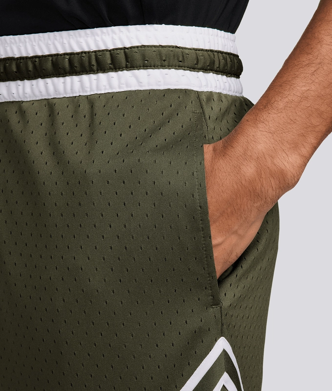 Dri-Fit Sport Diamond Short