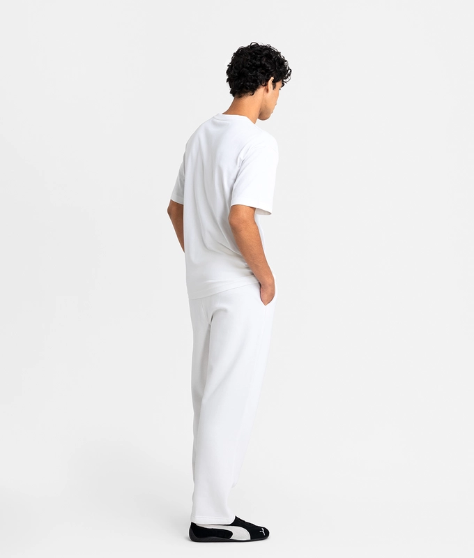 ESSENTIALS T-SHIRT