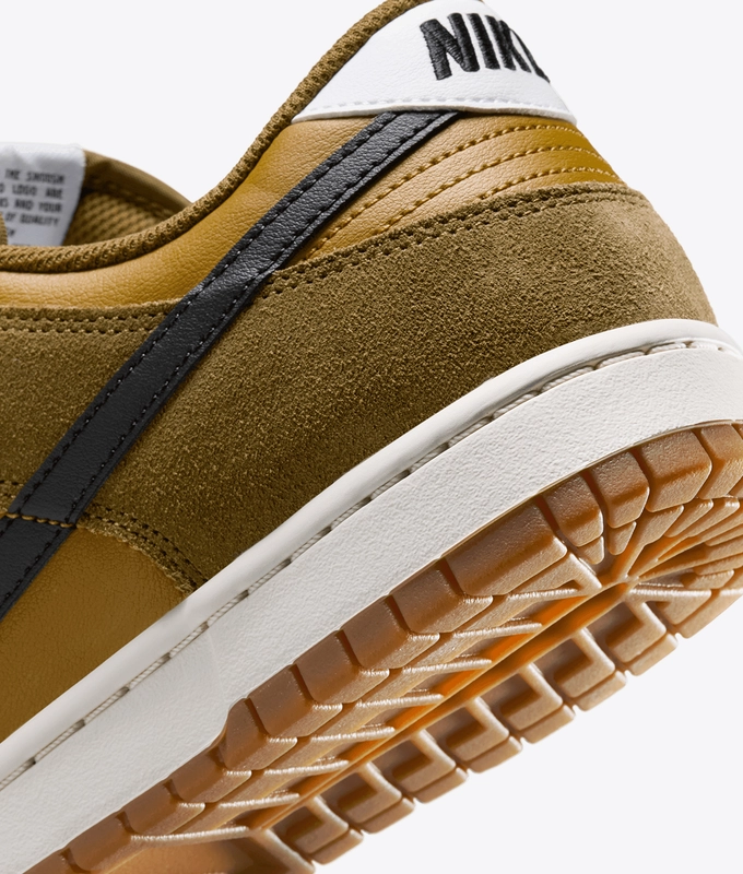 DUNK LOW RETRO SE