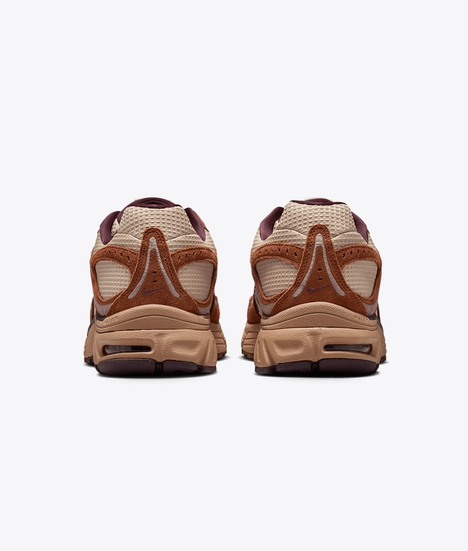 AIR MAX MOTO 2K