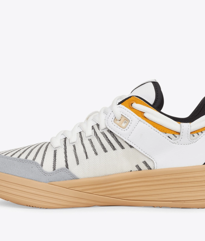 Clyde All-Pro Kuzma Low