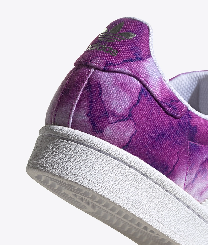 Superstar W