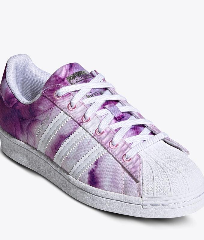 Superstar W