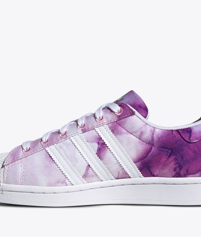 Superstar W