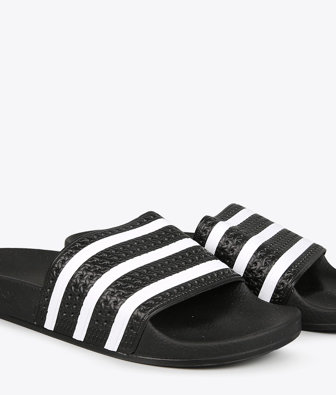 Adilette