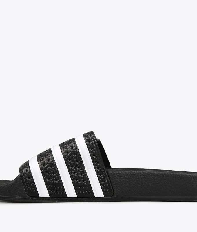 Adilette