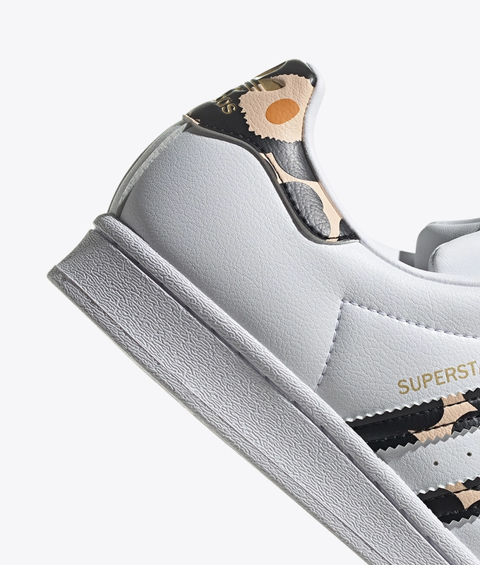 Superstar W