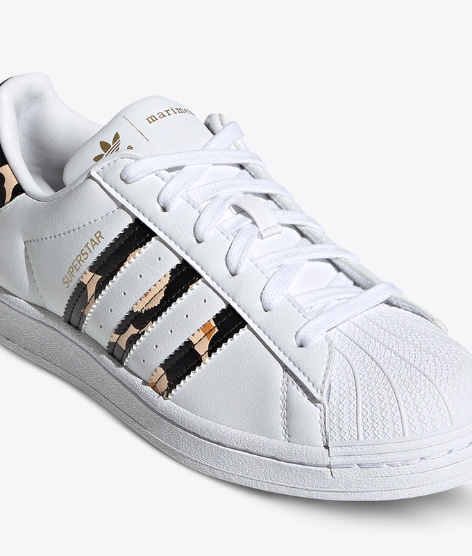 Superstar W