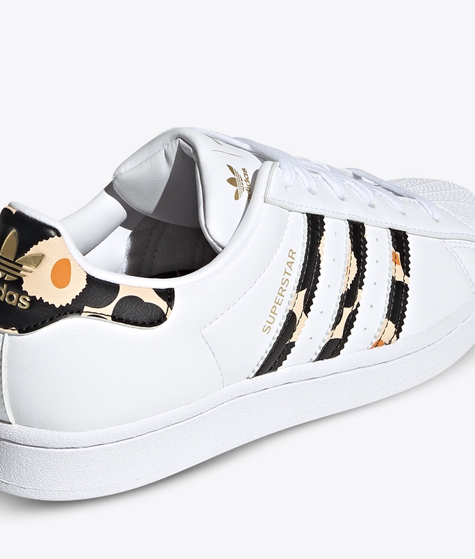 Superstar W